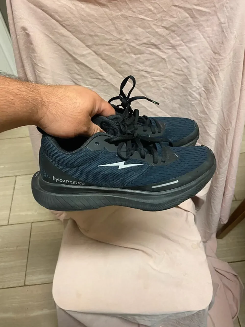 Hylo Athletics Impact Men's Running Shoe-Size 8 -Black *Pre-Owned